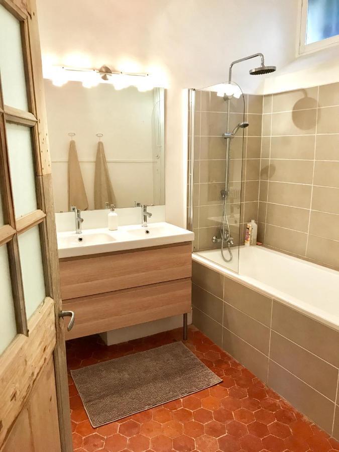 La Bonbonniere - Townhouse Сен-Сатюрнен-д'Апт Екстериор снимка